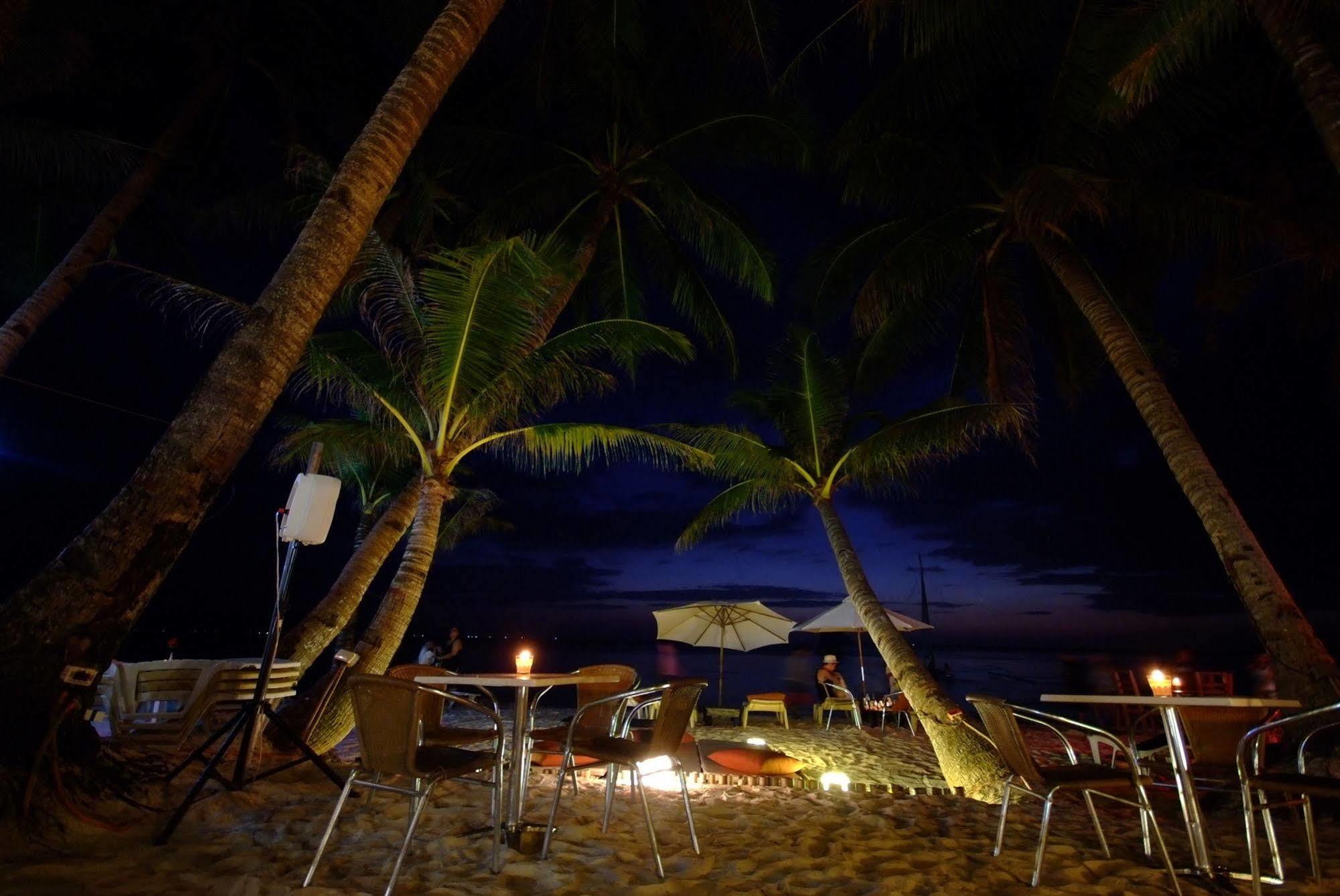 White Beach De Boracay Balabag  Exteriér fotografie